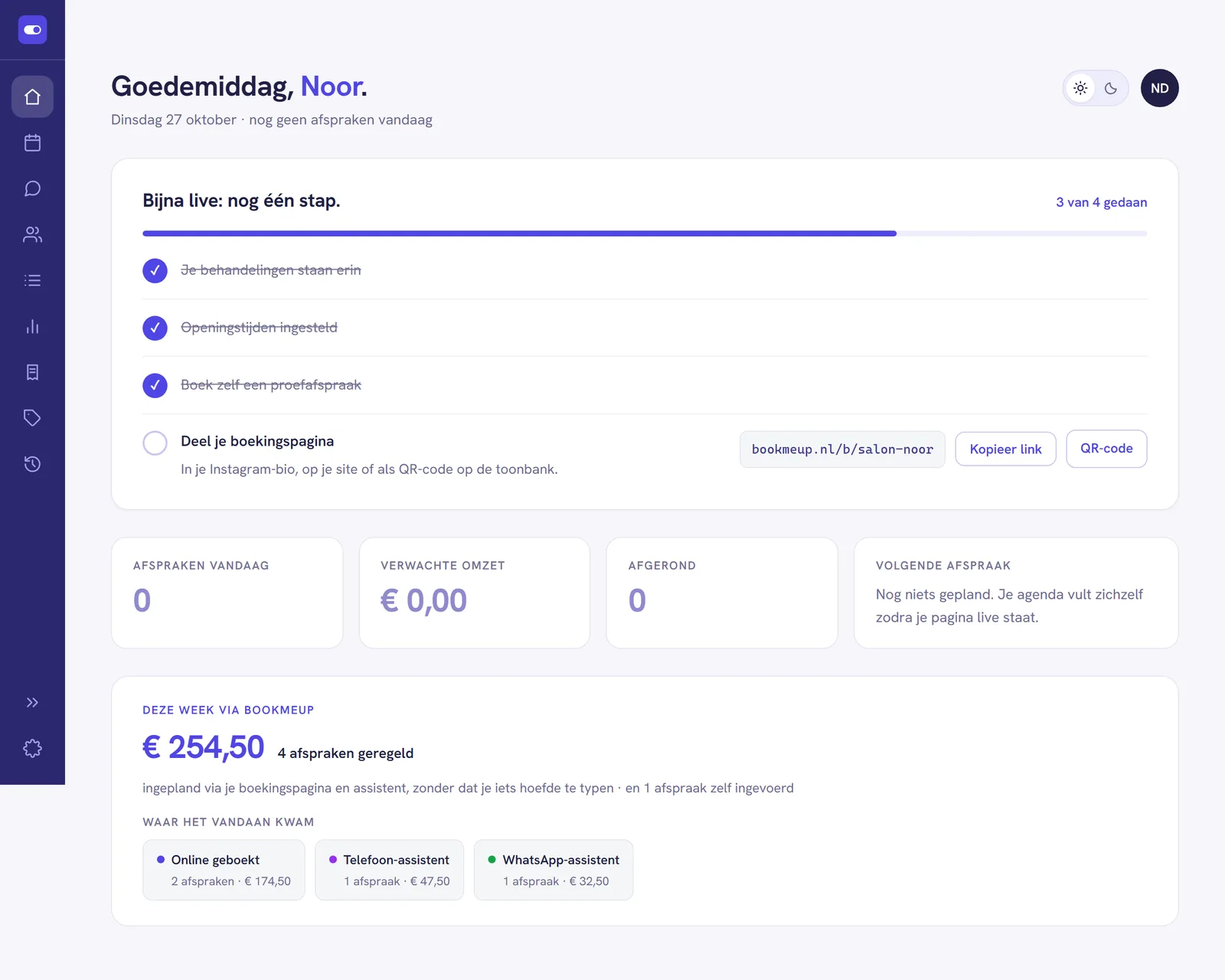 Het scherm Vandaag met de begroeting, de kaart Bijna live, de vier cijfers van vandaag en het blok Deze week via BookMeUp