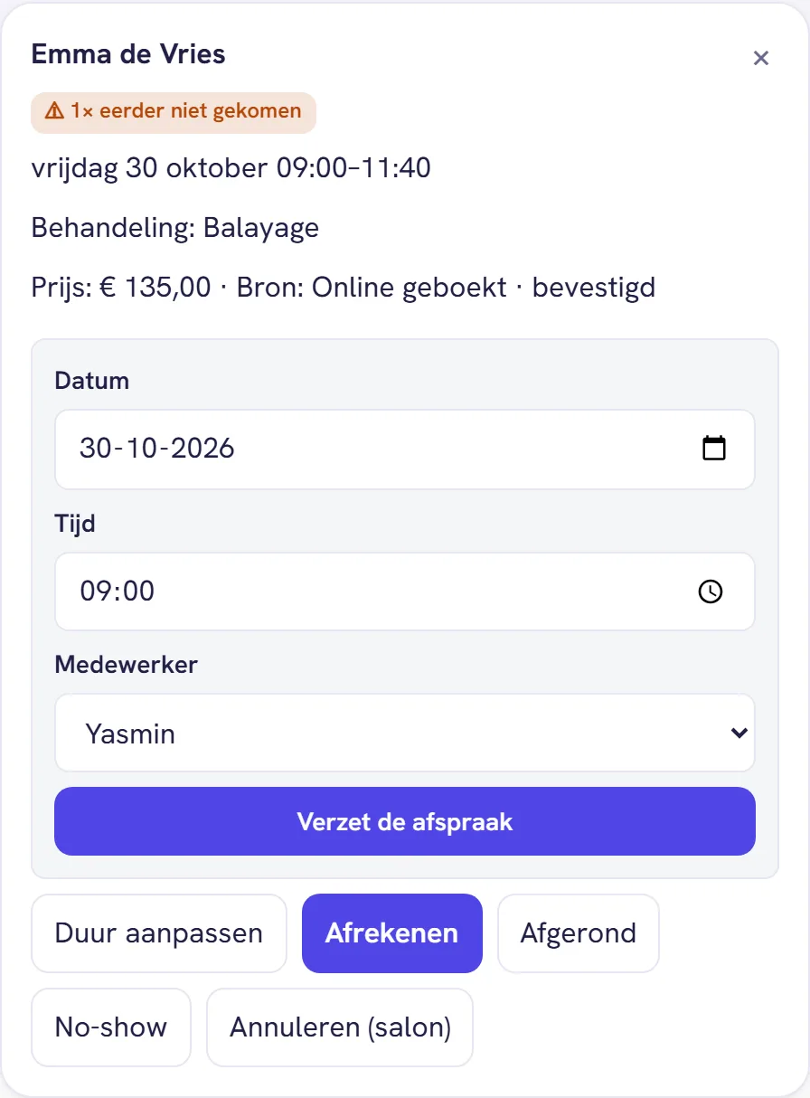 Het kaartje van een afspraak met het formulier Verzetten: datum, tijd, medewerker en de knop Verzet de afspraak