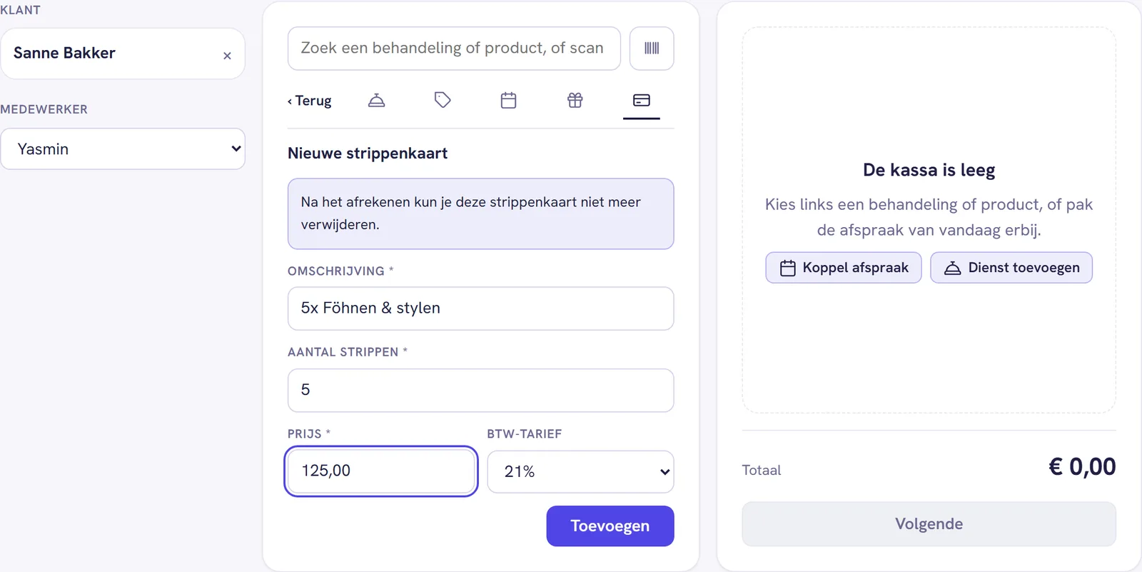 Het formulier Nieuwe strippenkaart in de kassa met Sanne Bakker als klant, de omschrijving 5x Föhnen en stylen, 5 strippen, een prijs van 125 euro en het btw-tarief