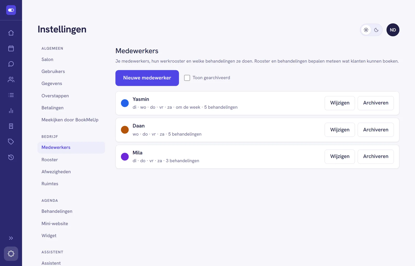 De lijst met medewerkers van Salon Noor: Yasmin, Daan en Mila met hun werkdagen